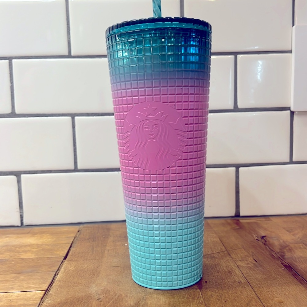 Limited edition for Valentine Starbucks cup 🥳